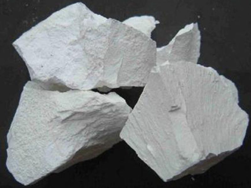 熟石灰粉和生石灰粉有什么區(qū)別？